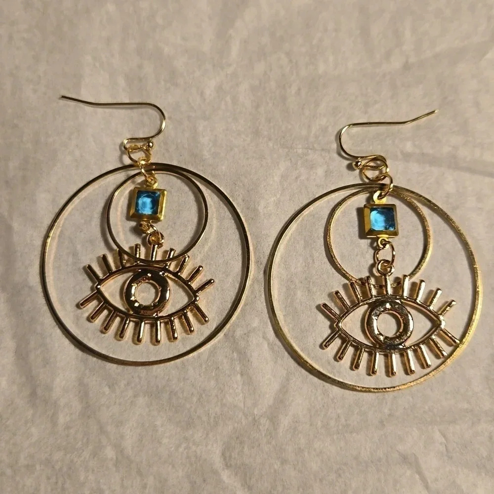 3/ $15 New Gold Color Evil Eye Earrings - Picture 2 of 3